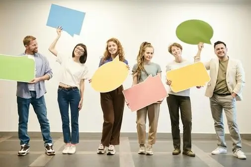 English speaking practice in a conversation group