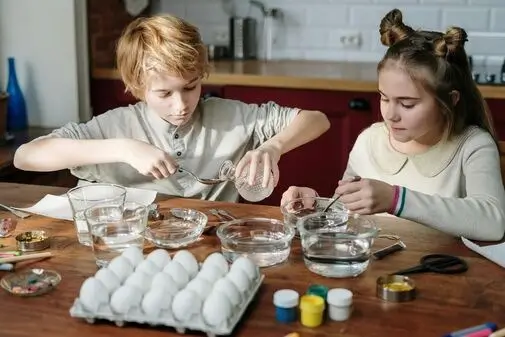 Science Made Easy: Fun Experiments and Learning Hacks for Kids 7 Parents and sibling