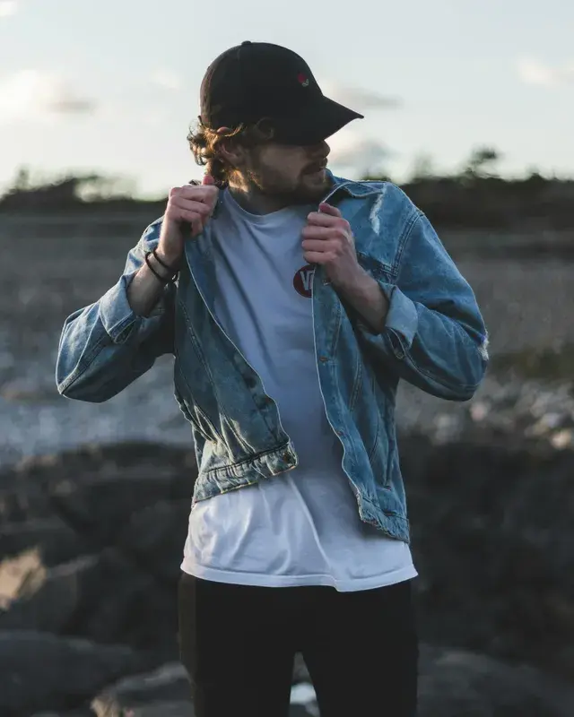Top 5 Men’s Fashion Ideas for Trendy and Stylish College Outfits 6 Cool Distressed Denim Fashion